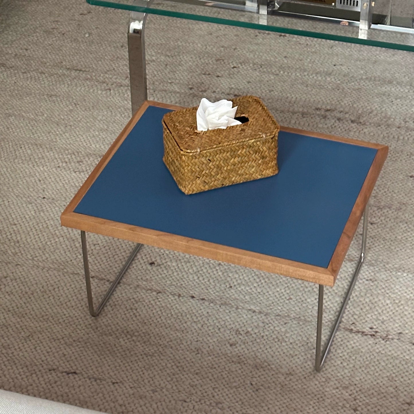 Bauhaus Small Coffee Table Medieval Creative Bay Window Square Table Colored Minimalist Ins Wind Bed Table