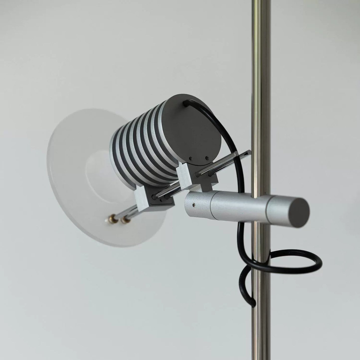 Bauhaus Floor Lamp Medieval Minimalist Designer Chandelier Advanced Sunset Ambient Light Living Room