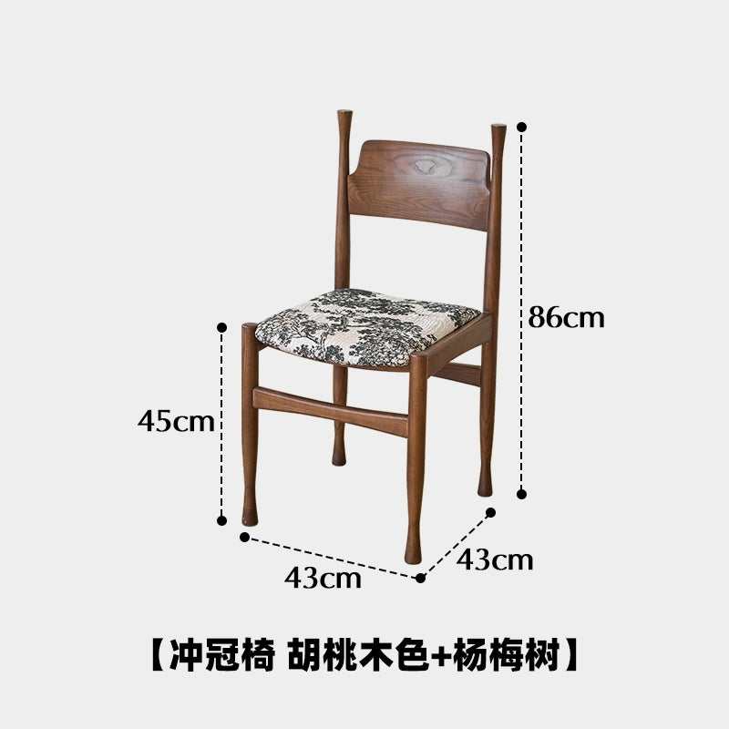 Mittelalterlicher Esszimmerstuhl aus Massivholz, bestickter Stuhl mit weicher Tasche, französischer Retro-Esszimmerstuhl für Cafés, Stuhl mit nordischer Rückenlehne