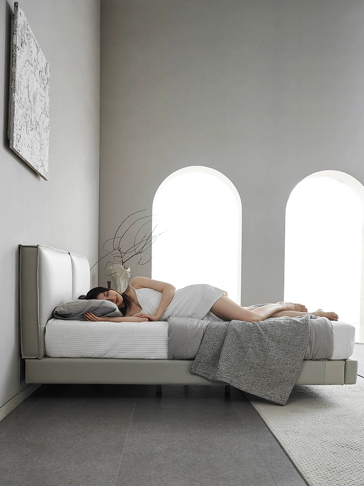 Air Suspension Bed Induction Light with 1.8 Meters Double Bed Wedding Bed Tofu Block Italian Minimalist Leather Bed Master Bed