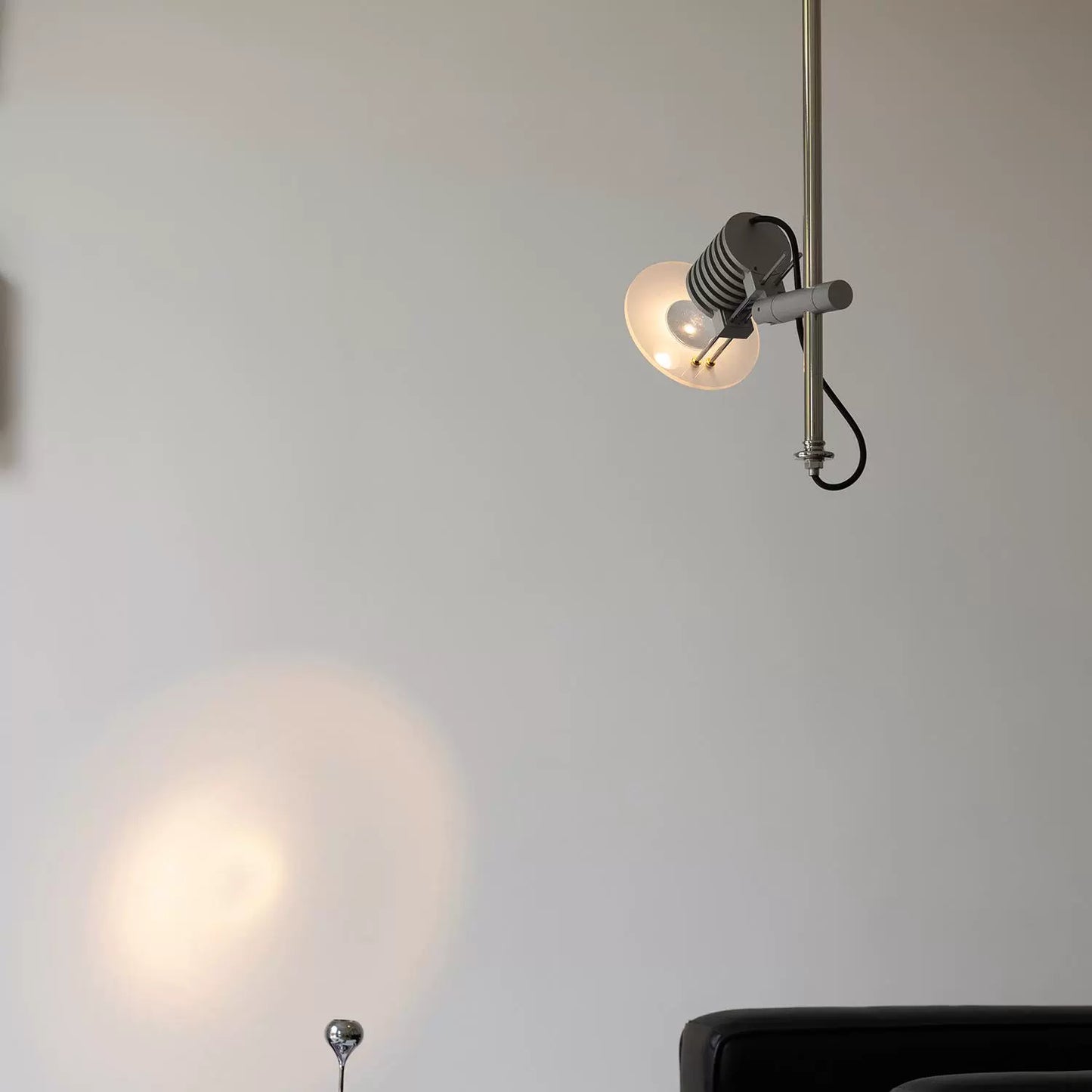 Bauhaus Floor Lamp Medieval Minimalist Designer Chandelier Advanced Sunset Ambient Light Living Room