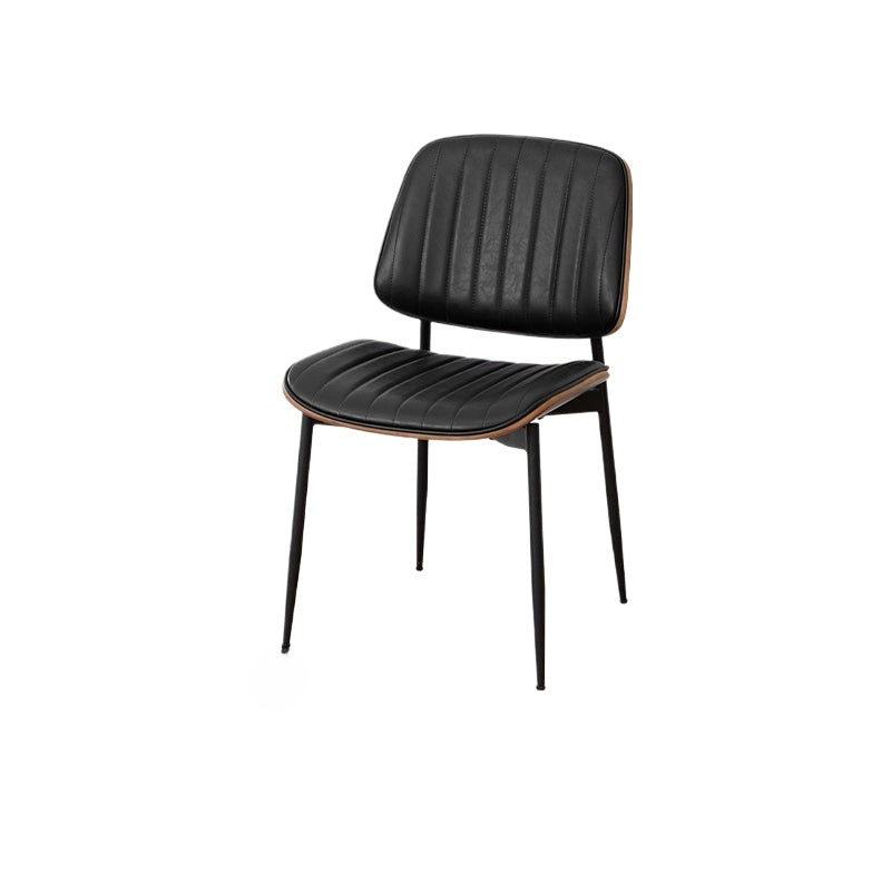 Italienischer minimalistischer Esszimmerstuhl, nordischer Stuhl mit weicher Rückenlehne, Retro-Freizeitstuhl für Zuhause, leichter Luxus, hohes Gefühl 