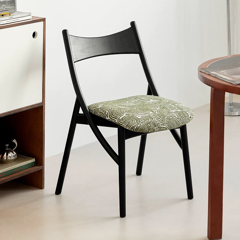 Mittelalterlicher Esszimmerstuhl aus Massivholz, Heimlehnenstuhl, Designer, weiche Tasche, Teetrinkstuhl, Meisterstuhl, Licht, Luxus, fortgeschritten 