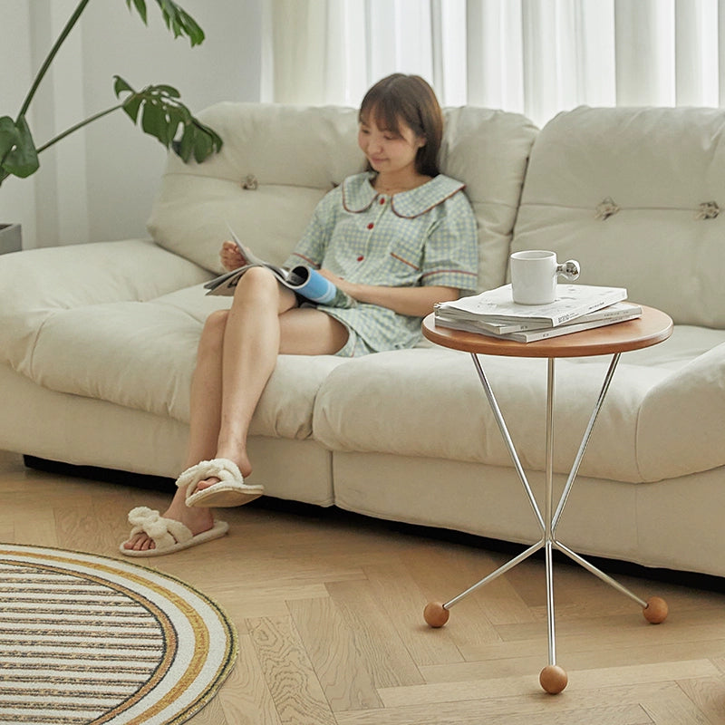 Kreativer Couchtisch aus Massivholz, kleiner Balkontisch für Wohnungen, kleiner runder Tisch, leichter Luxus, minimalistischer Designer-Beistelltisch im Ins-Stil 