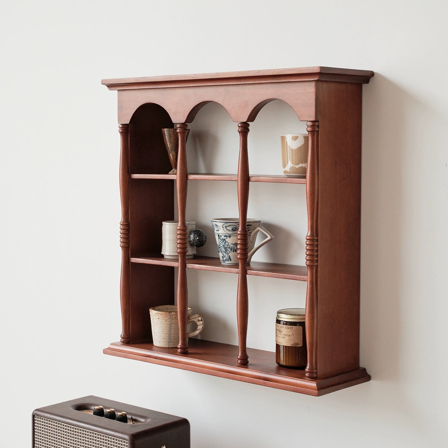 Mittelalterliches Regal zum Aufhängen an der Wand, Retro-französisches Desktop-Aufbewahrungsregal, Massivholz, Kaffeetassenhalter, Wanddekoration 