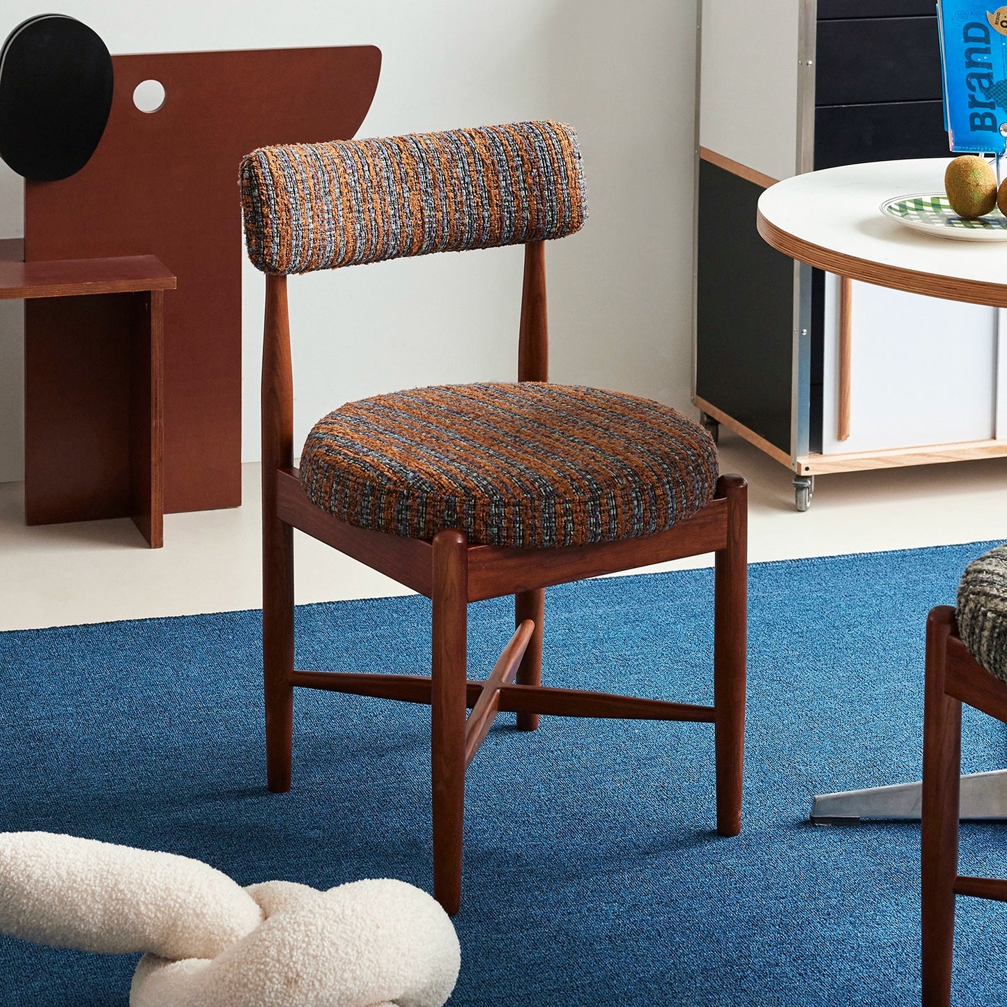 Massivholz Esszimmerstuhl mittelalterlichen einfachen High-End-Stuhl Home starke und langlebige Rückenlehne Buch Schreibtischstuhl Internet-Berühmtheit 