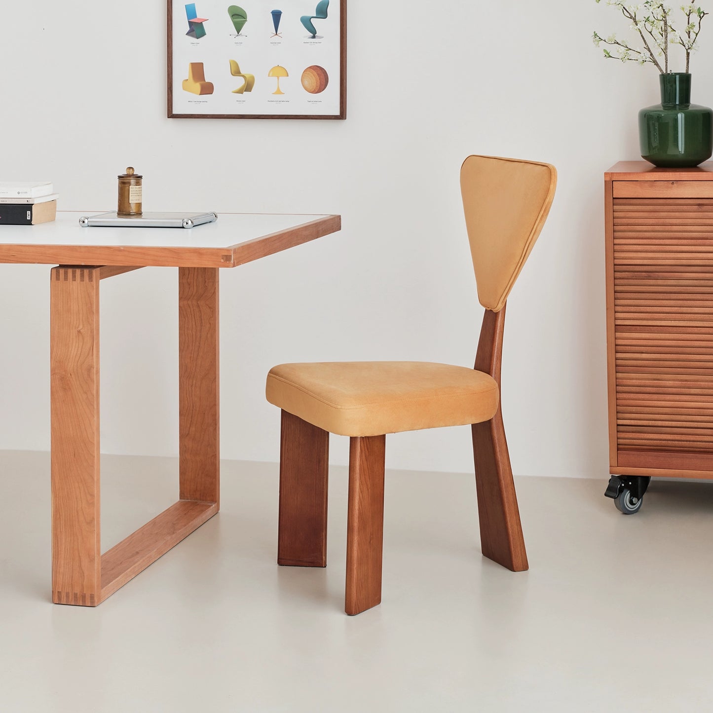 Designer Esszimmerstuhl Haushalt mittelalterlichen Massivholzstuhl Flanell Licht Luxus High-End künstlerische Hocker Rückenlehne 