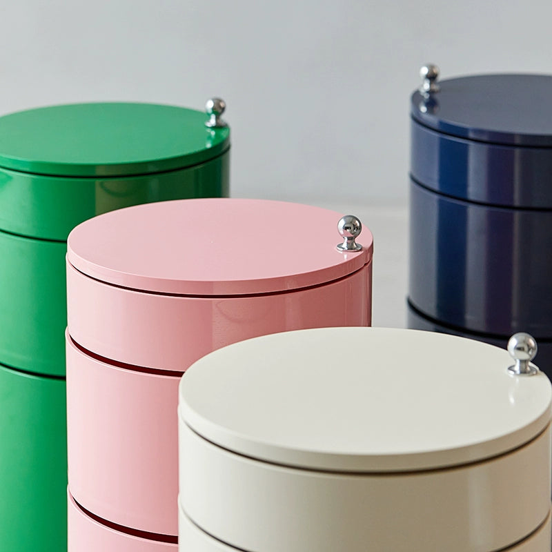 Drehbarer Lagerschrank Beistelltisch Beweglicher Nachttisch Dänischer Designer-Ess-Beistellschrank Mehrschichtiger Spind 