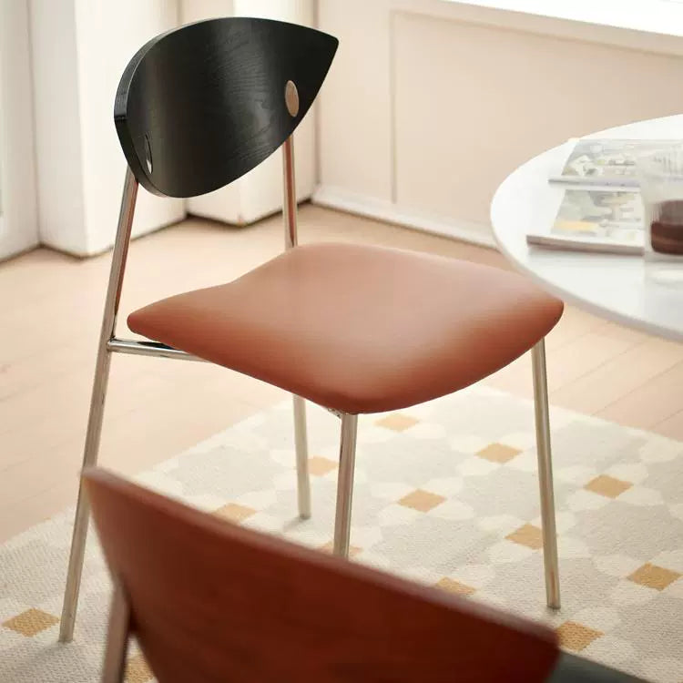 Vogelstuhl Nordischer mittelalterlicher Esszimmerstuhl einfacher Café-Stuhl aus Massivholz mit Rückenlehne kleiner Schreibtischstuhl für Wohnungen 