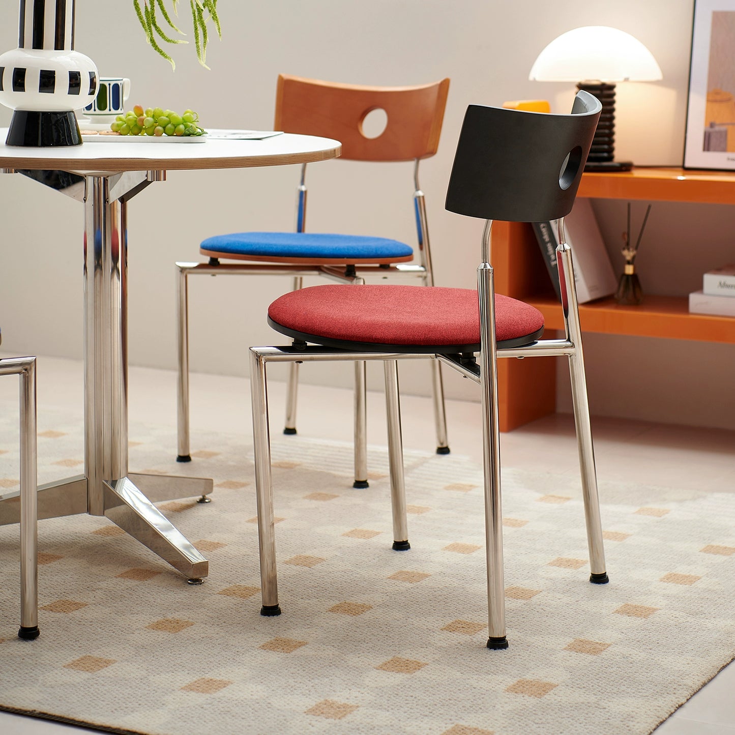 Nordic medieval stuhl massivholz zurück esszimmer stuhl licht luxus senior designer schreibtisch stuhl Ins Popularleisure 