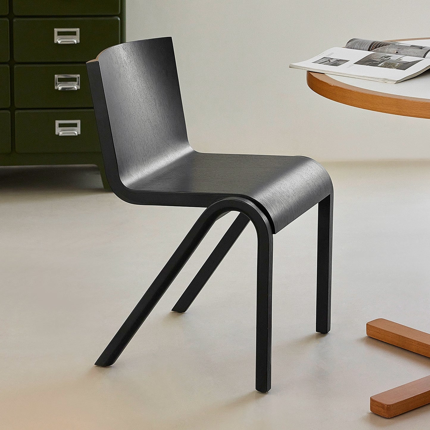 Nordic designer esszimmer stuhl ins minimalistischen casual stuhl haushalt massivholz cafe verhandlung stuhl 