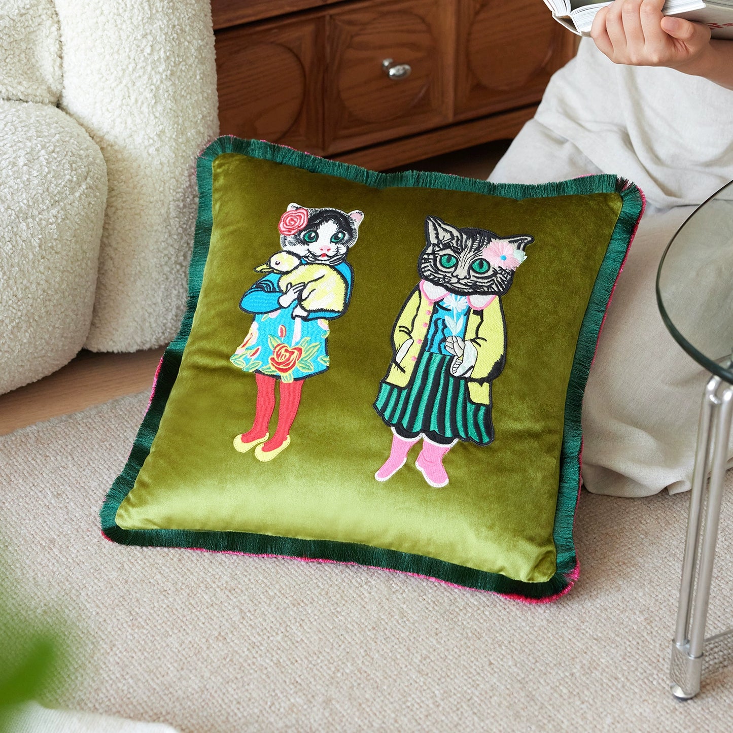 Miss Cat Sofakissen Stickerei Premium Dekokissen Retro Nachttischkissen Leichtes Luxusdesign 