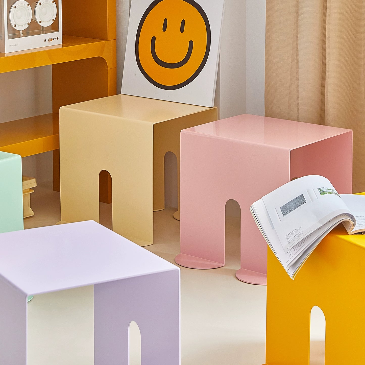 Dopamin-Schuhwechselhocker, kreativer Schmiedeeisen-Internet-Promi-Schuhhocker, kleiner Hocker, Home-Designer, niedriger Hocker, robust und langlebig 