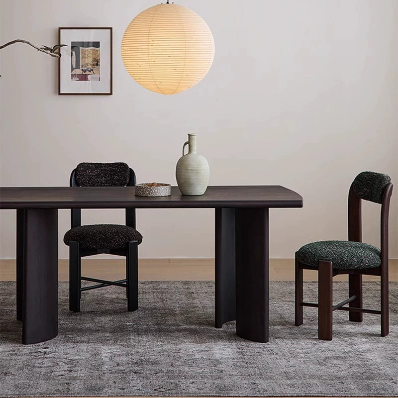 Französischer mittelalterlicher Esszimmerstuhl, Heimdesigner-Massivholzstuhl, hochwertiger Freizeitstuhl mit Eschenholzrücken 