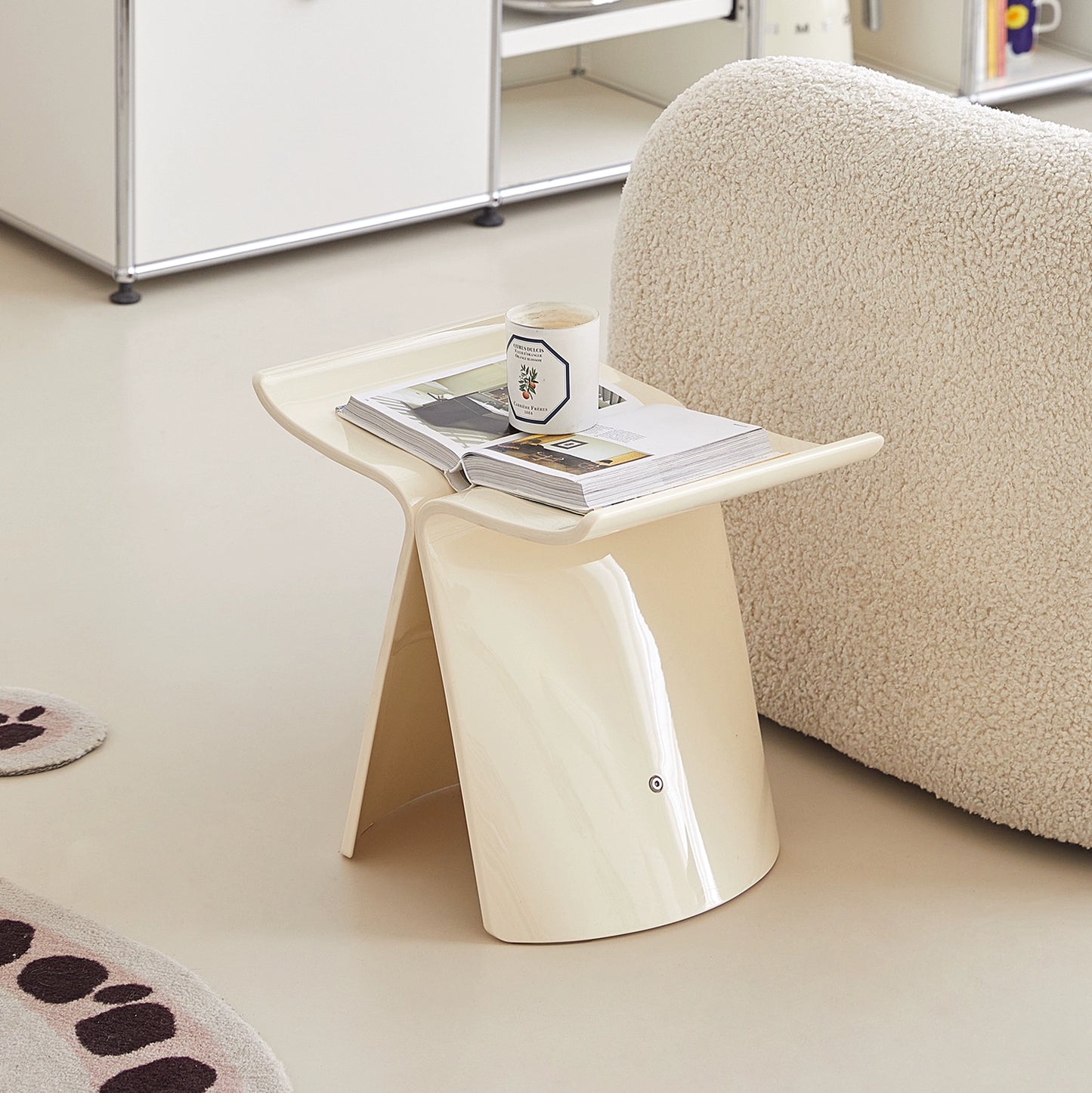 Schmetterlingshocker mittelalterlicher Designer niedriger Hocker kreativer Schuhwechselhocker dänischer künstlerischer Ankleidehocker 