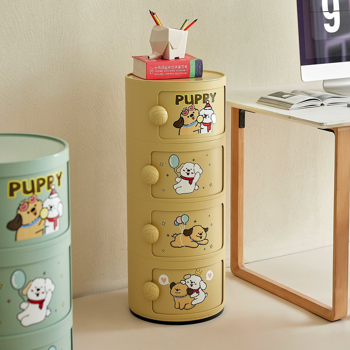 Cremefarbener Wind-Nachttisch, mittelalterlicher nordischer kleiner Wohnungsschrank, Ins-Wind-Schlafzimmer, Kinderschließfach 