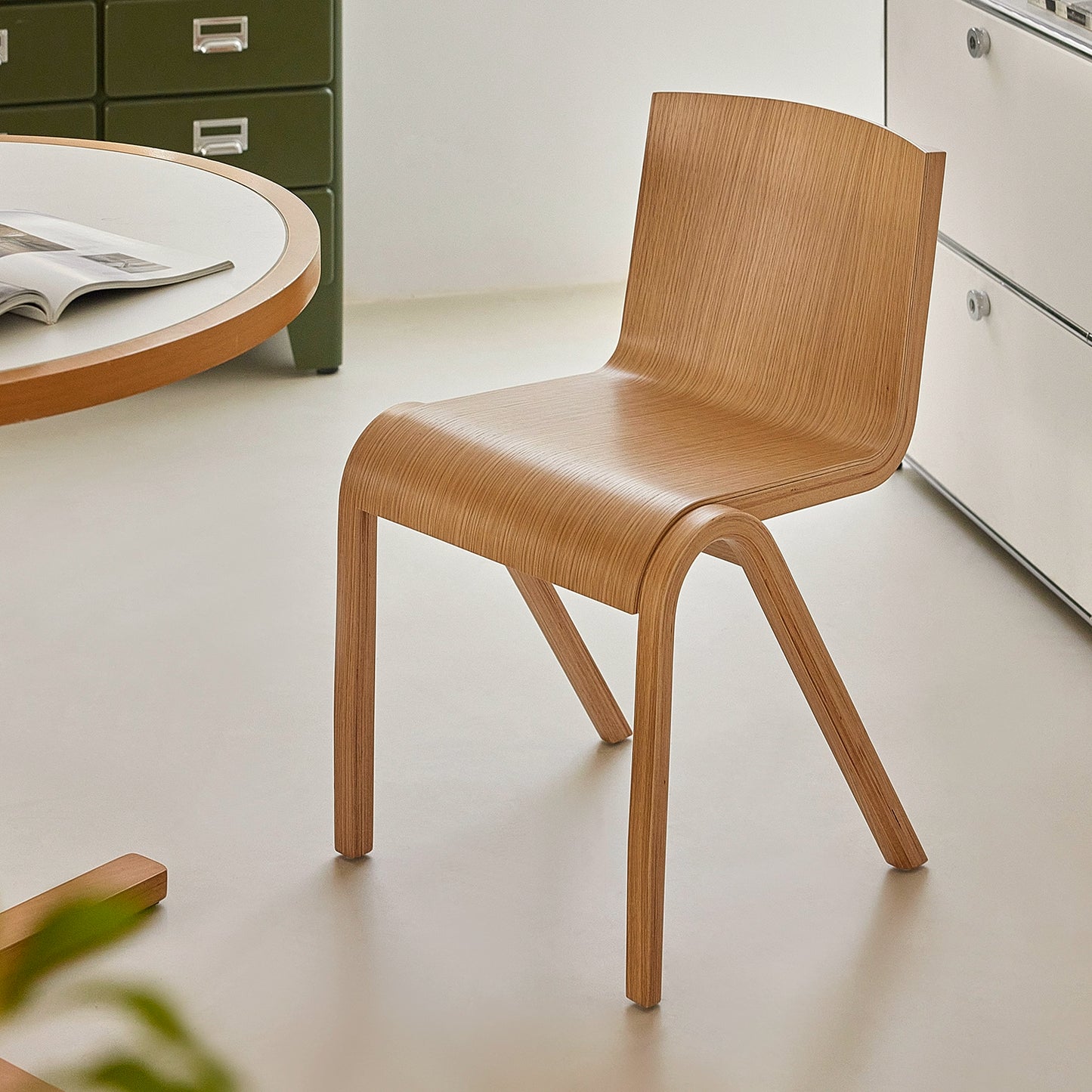 Nordic designer esszimmer stuhl ins minimalistischen casual stuhl haushalt massivholz cafe verhandlung stuhl 