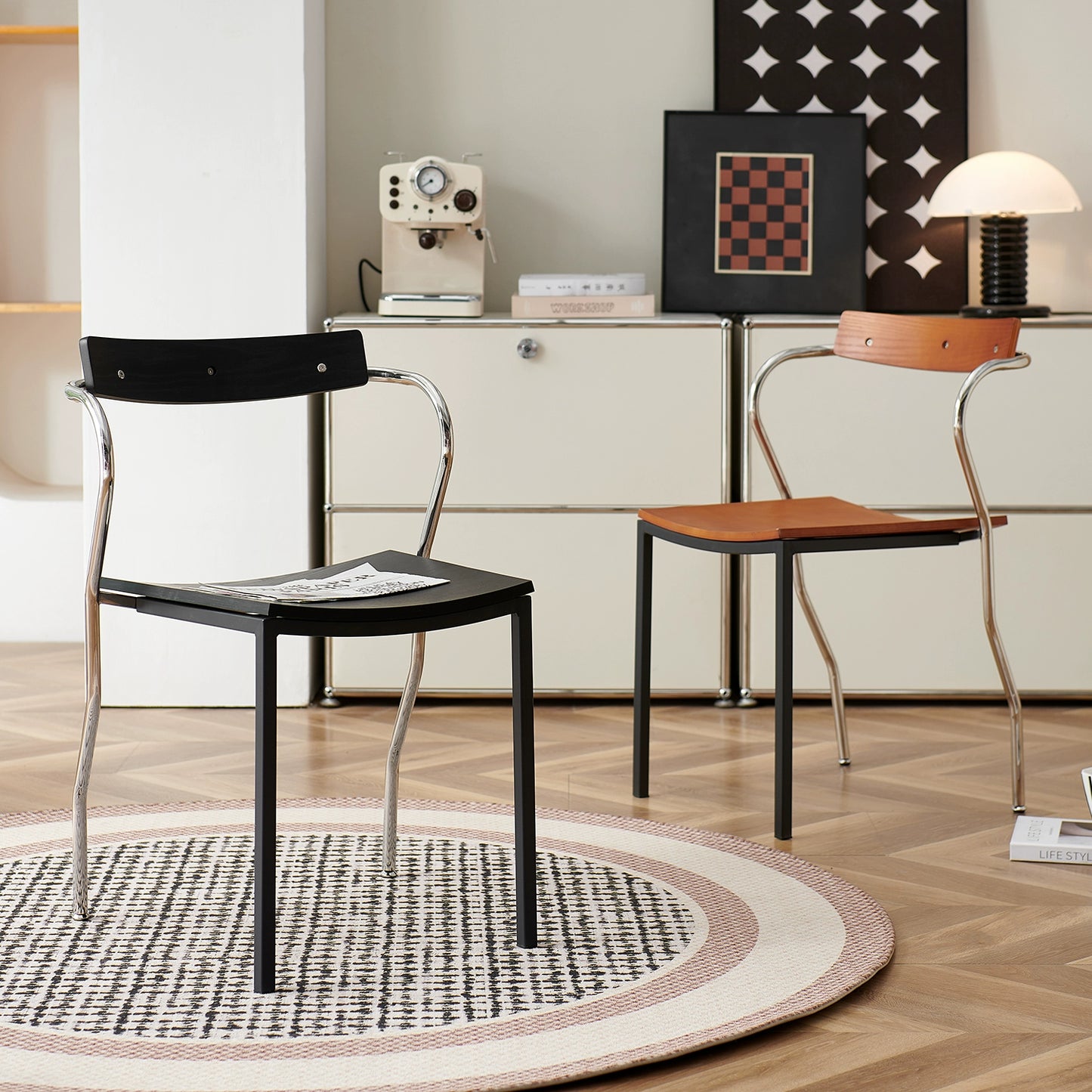 Leichter Luxus-Esszimmerstuhl der Spitzenklasse, Designerstuhl aus mittelalterlichem Kunstholz, Schmiedeeisen, Café-Freizeitstuhl 