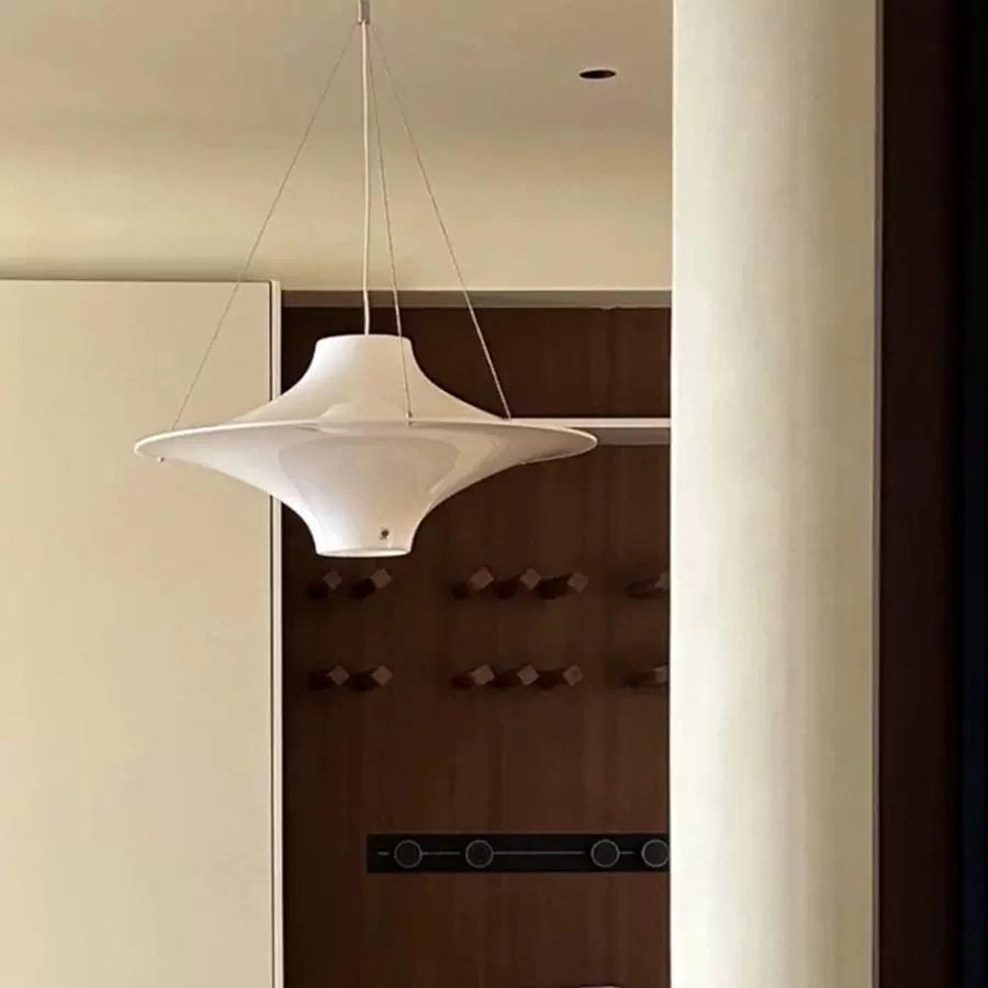 Italienischer Kronleuchter mit fliegender Untertasse, Designer-Umgebungslicht, Wohnzimmer, mittelalterlicher Creme-Wind, Schlafzimmer, LED-Beleuchtung 