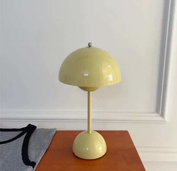 Dänische dekorative Tischlampe Nordic einfache Retro Ins Beliebte Nachttischlampe Ins mittelalterliche Knospen-Umgebungslampe 