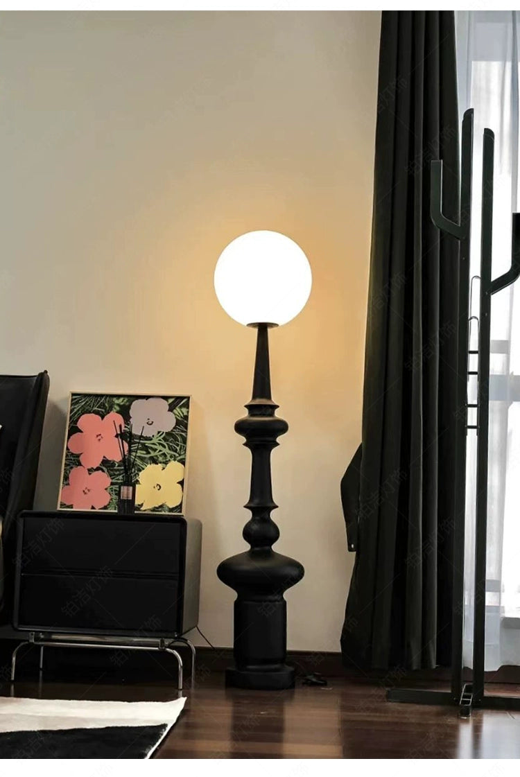 Römische Säulenstehlampe Italienische Designer-Schreibtischlampe Retro-Wohnzimmer-Dekorlampe Fotografie-Requisiten 