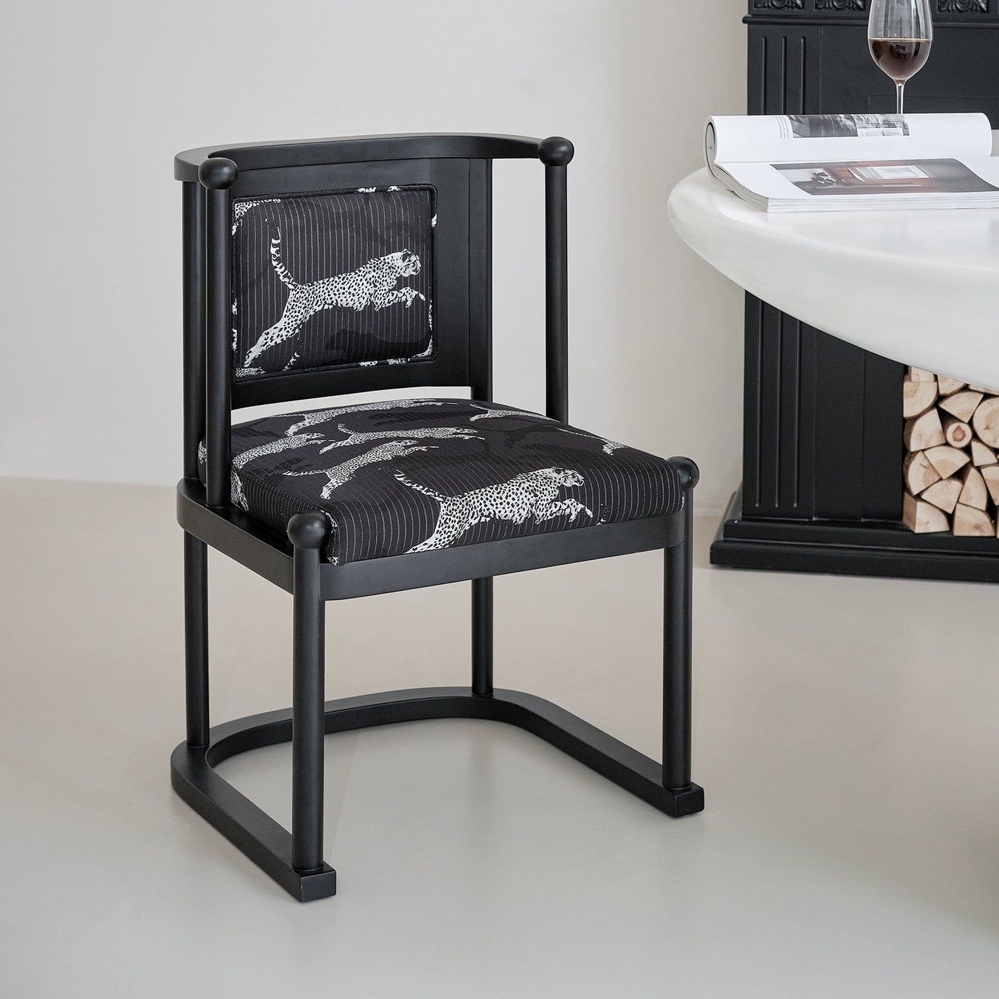 Leopard Leopard Stuhl Designer Massivholz Esszimmerstuhl Französisch mittelalterlichen Esstisch Stuhl Sessel Home High Sense 