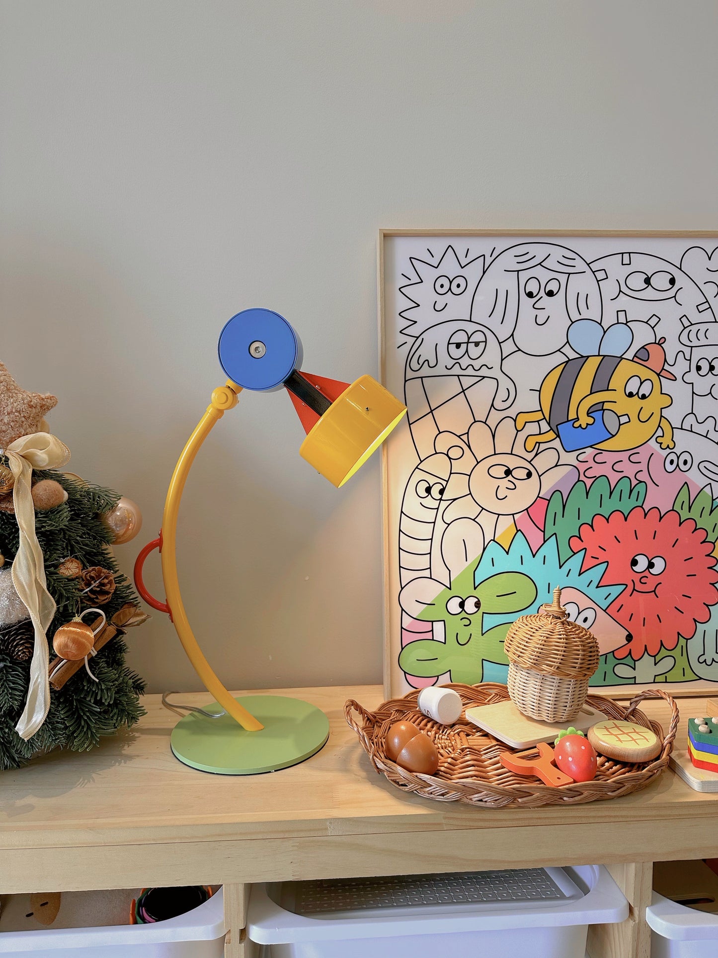 Memphis schreibtischlampe kreative kinderzimmer stehleuchte designer cartoon farbe umgebungslicht wohnzimmer 