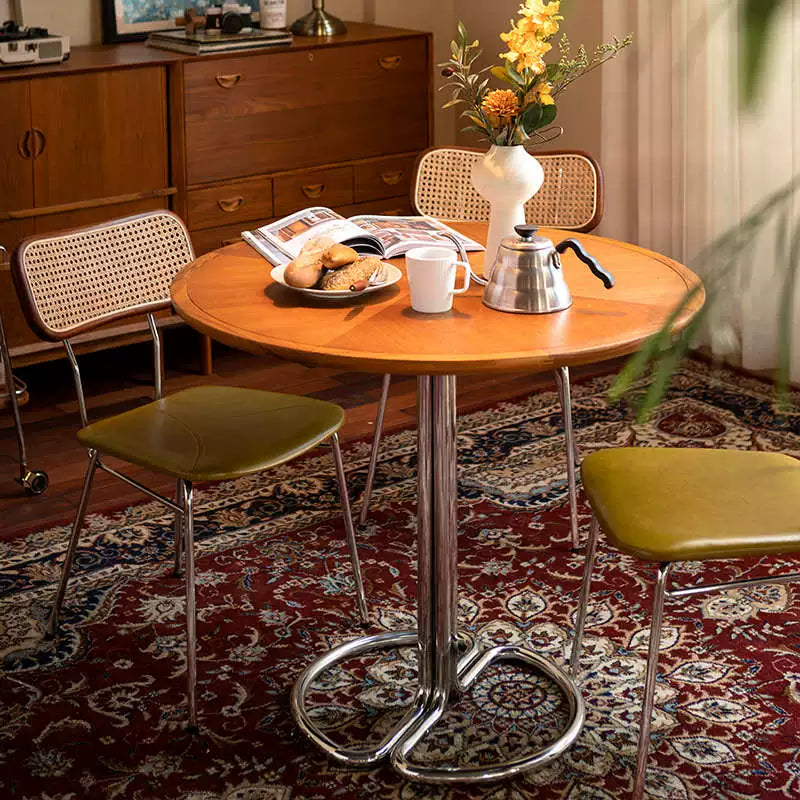 Französischer mittelalterlicher Esstisch aus Massivholz für den Haushalt, kleiner Wohnungstisch, Designer-Ins-Retro-Rundtisch, Kreativität 