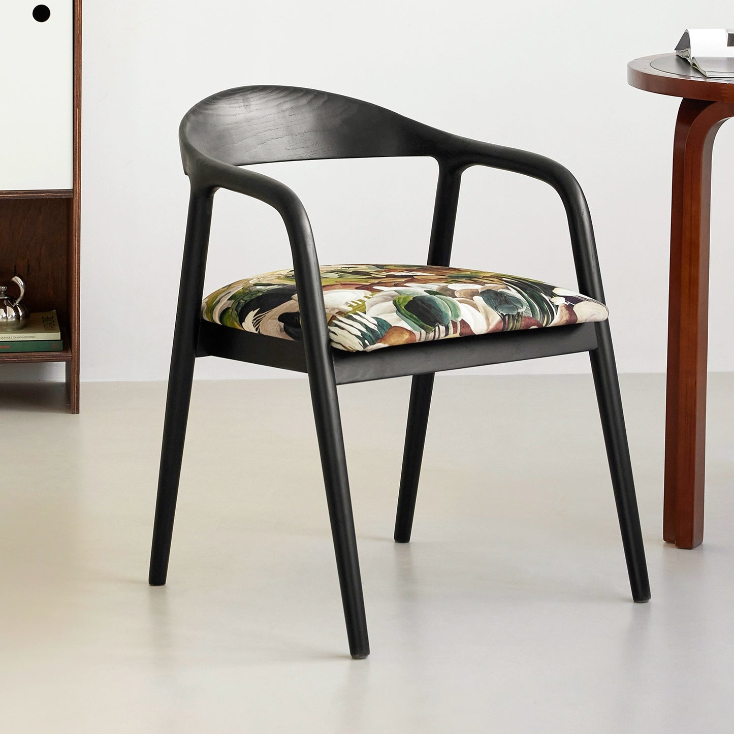 Retro Massivholz Esszimmerstuhl Neue chinesische Rückenlehne Hocker Soft Bag Casual Tee Sessel Licht Luxus Premium 