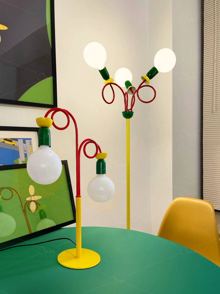 Memphis Wohnzimmer Stehlampe Cartoon Farbe mittelalterliche Schlafzimmerlampe Kinderzimmer Atmosphäre Nachttischlampe 