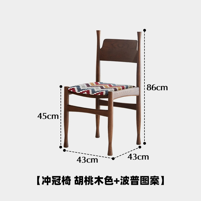 Mittelalterlicher Esszimmerstuhl aus Massivholz, bestickter Stuhl mit weicher Tasche, französischer Retro-Esszimmerstuhl für Cafés, Stuhl mit nordischer Rückenlehne 