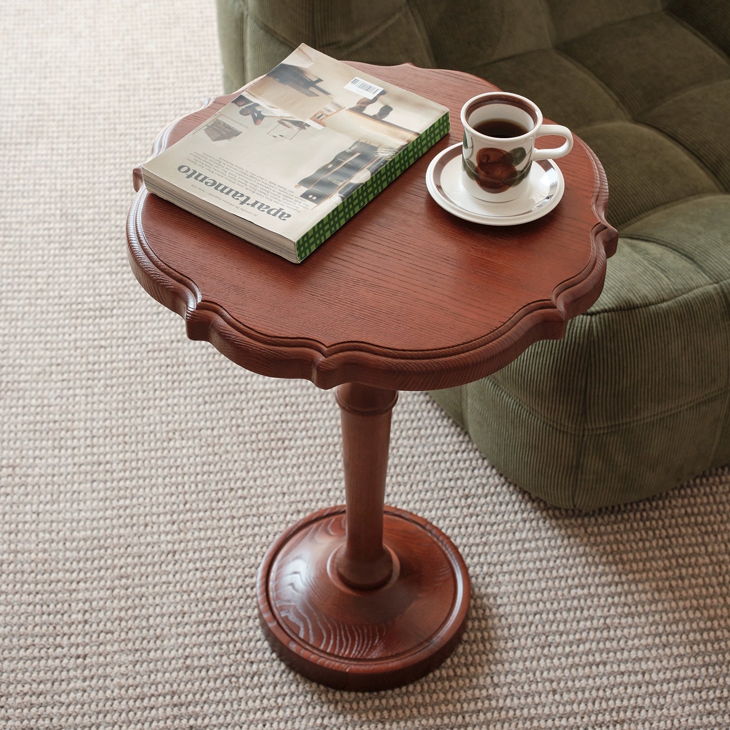 Französischer Retro-Beistelltisch, Couchtisch aus Massivholz, leichter Luxus, High Sense, Ins Popular, kleiner runder Tisch, Ecktisch für Zuhause, Sofa 