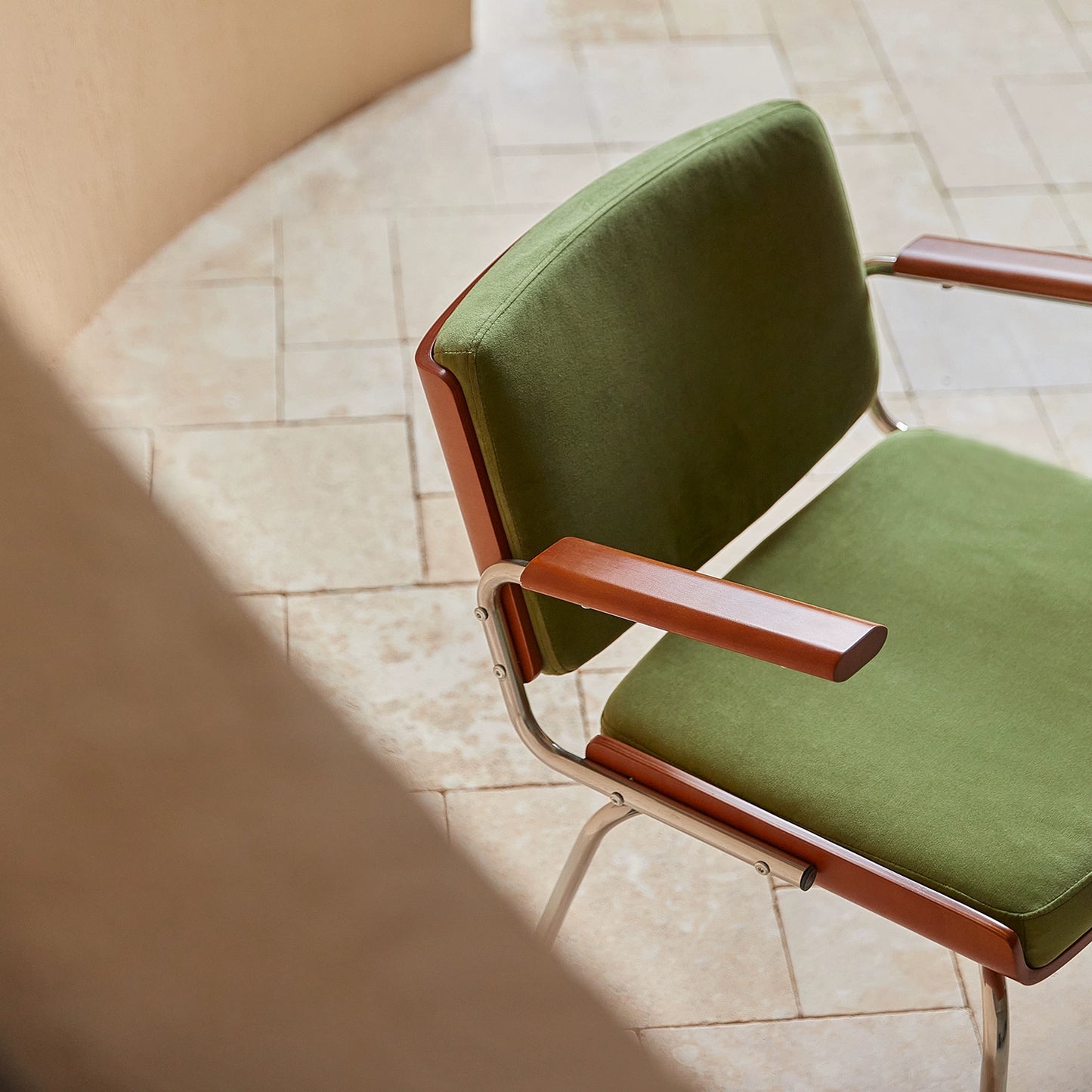 Mittelalterlicher Esszimmerstuhl, nordischer Stuhl mit Armlehne, für Restaurant, Arbeitszimmer, Büro, Freizeit, weicher Stuhl 