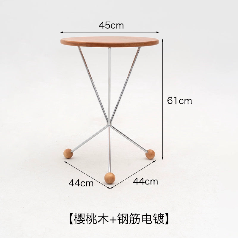 Kreativer Couchtisch aus Massivholz, kleiner Balkontisch für Wohnungen, kleiner runder Tisch, leichter Luxus, minimalistischer Designer-Beistelltisch im Ins-Stil 