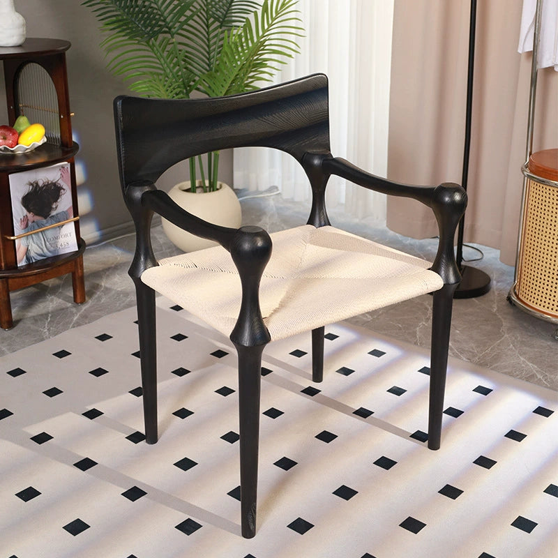 Französischer gewebter Esszimmerstuhl, mittelalterlicher Designer-Künstlerstuhl, kreativer Master-Stuhl mit Armlehne 