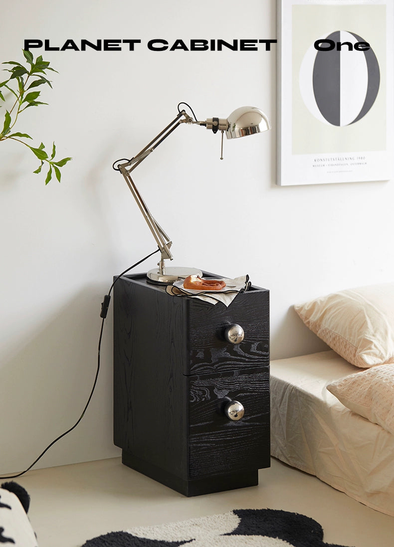 Retro Massivholz Nachttisch Nordic Modern Home Schlafzimmer Lagerschrank Creme Wind Nachttisch Schmaler Schrank 