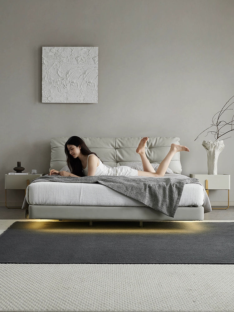 Suspended Bed Italian Minimalist Leather Bed Modern Light Luxury Master Bedroom Internet Celebrity Cream Puff Fairy Bed Double Suspended Bed