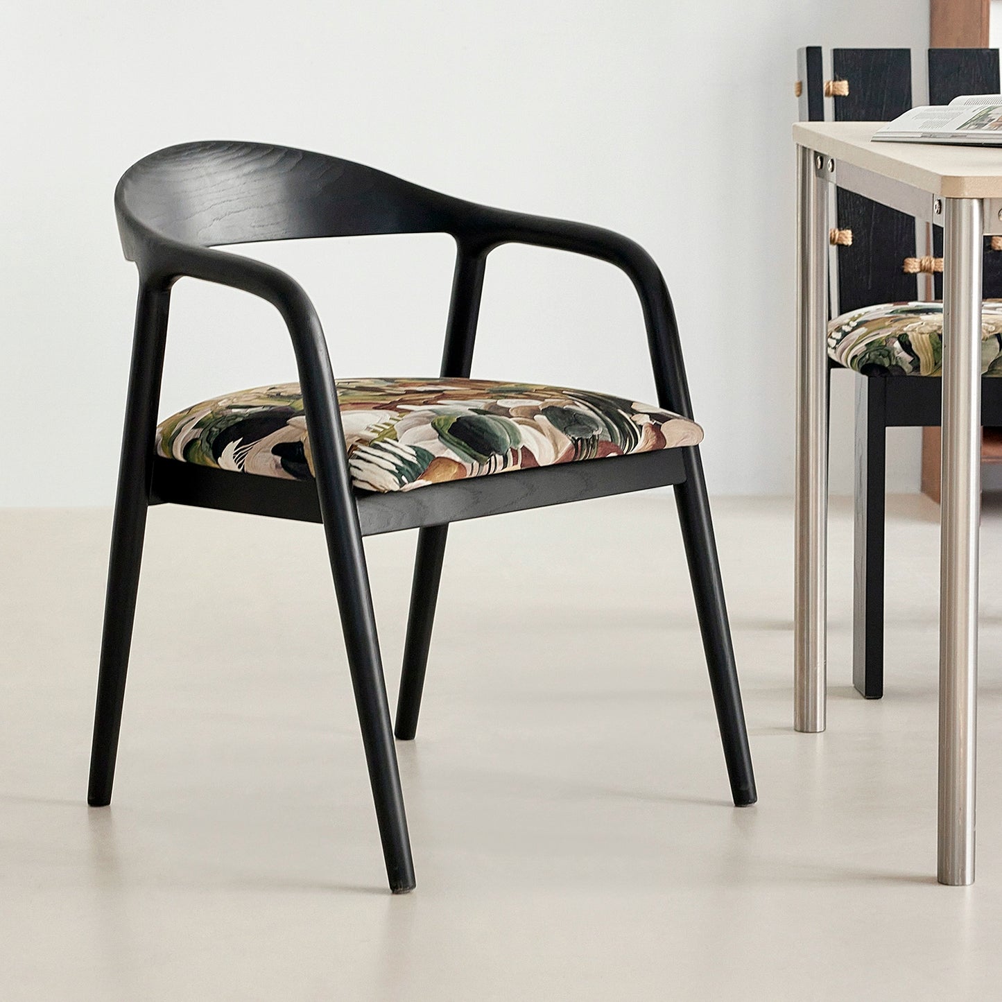 Retro Massivholz Esszimmerstuhl Neue chinesische Rückenlehne Hocker Soft Bag Casual Tee Sessel Licht Luxus Premium 