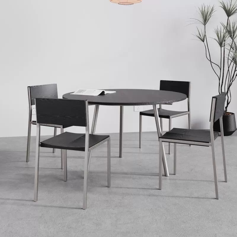 Mittelalterlicher minimalistischer Esszimmerstuhl, Haushalts-Massivholz-Designer, moderner High-End-Leicht-Luxus-Wabi-Sabi-Wind-Rückenlehnenstuhl 