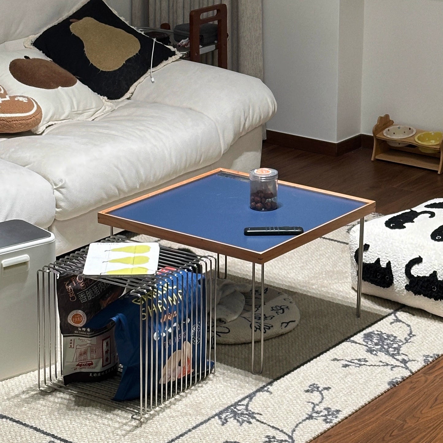 Massivholz Kaffee Tisch Bauhaus Medieval Dopamin Seite Paar Ins PopularCreative Ins Wind Bett Kleine Tisch 