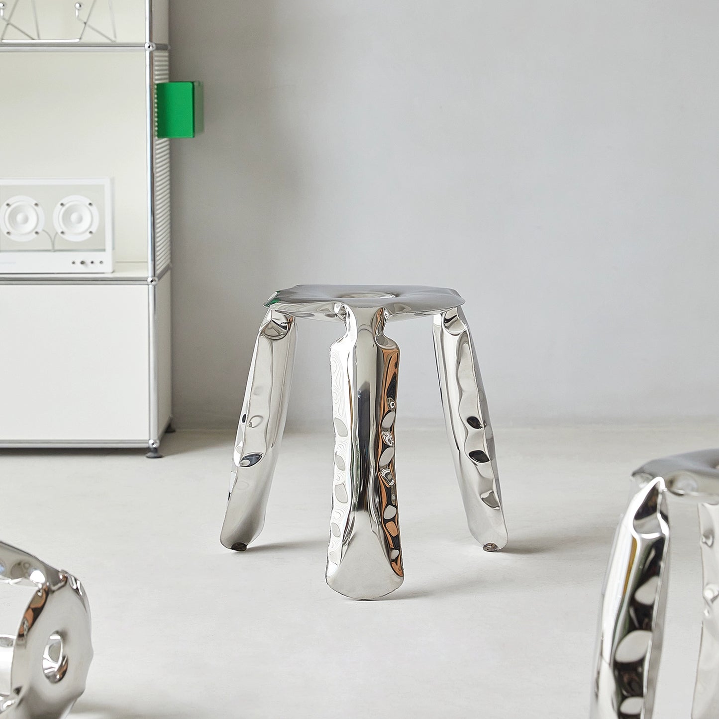 Hocker im Industriestil, kreative Modellierung, niedriger Hocker, Designer-Schuhwechselhocker, künstlerischer Sinn, Metall, Ins Popularstool 