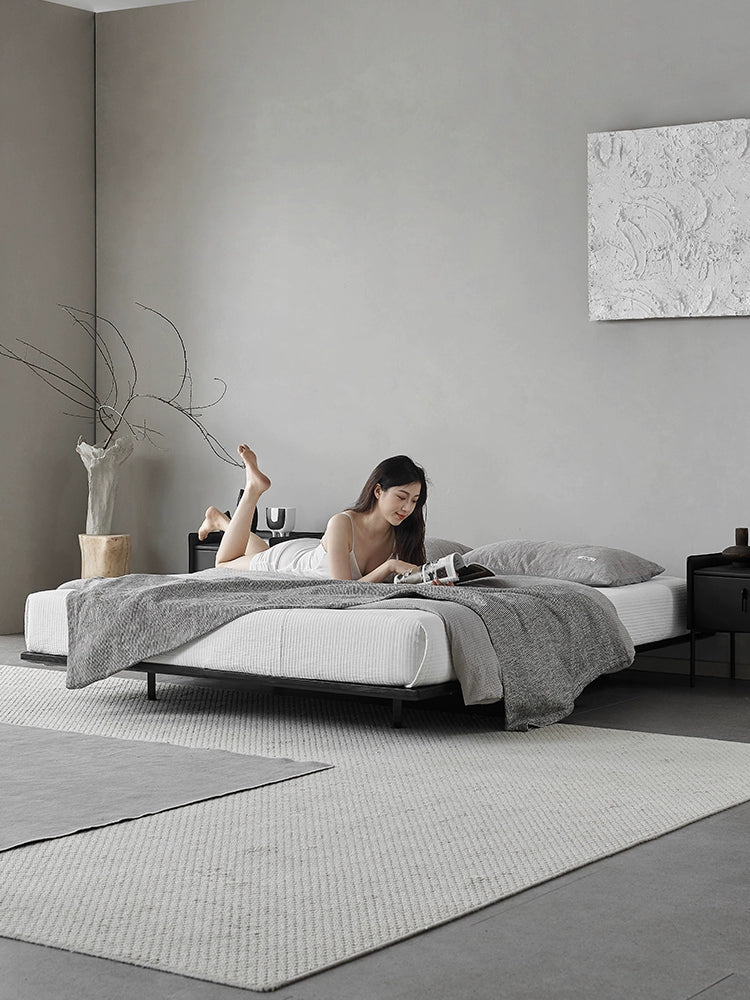 Italian Minimalist Bedside Suspension Bed 2022 New Master Bedroom Modern Light Luxury with Sensor Lamp Solid Wood Double Bed