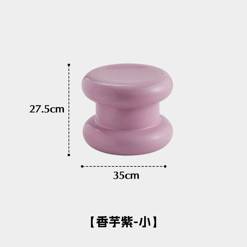 Kleiner Hocker aus Kunststoff, mittelalterlicher Schuhwechselhocker, kreativer Designer-Couchtischhocker, robuster und langlebiger niedriger Hocker für den Haushalt 