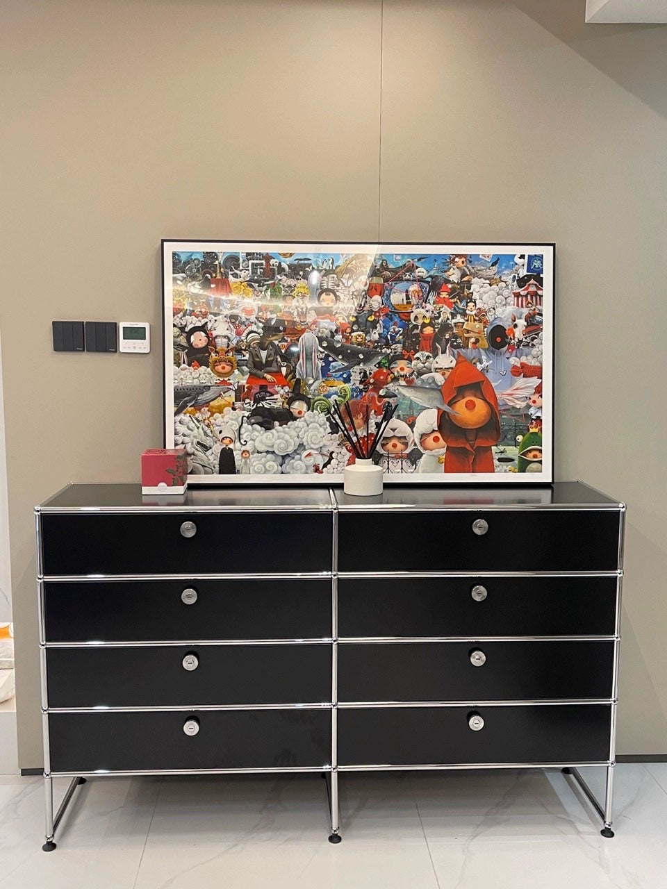 Medieval Light Luxury Dining Side Cabinet Usmah Metallmodulschrank Edelstahl-Eimerschrank Haushalt Wohnzimmer Bücherregal TV-Schrank 