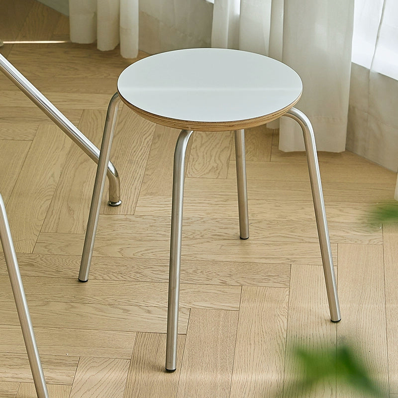 Mittelalterlicher Hocker Massivholz Esszimmerstuhl Haushaltsverdickte kleine Bank einfacher runder Hocker stapelbar Bauhaus-Stil 