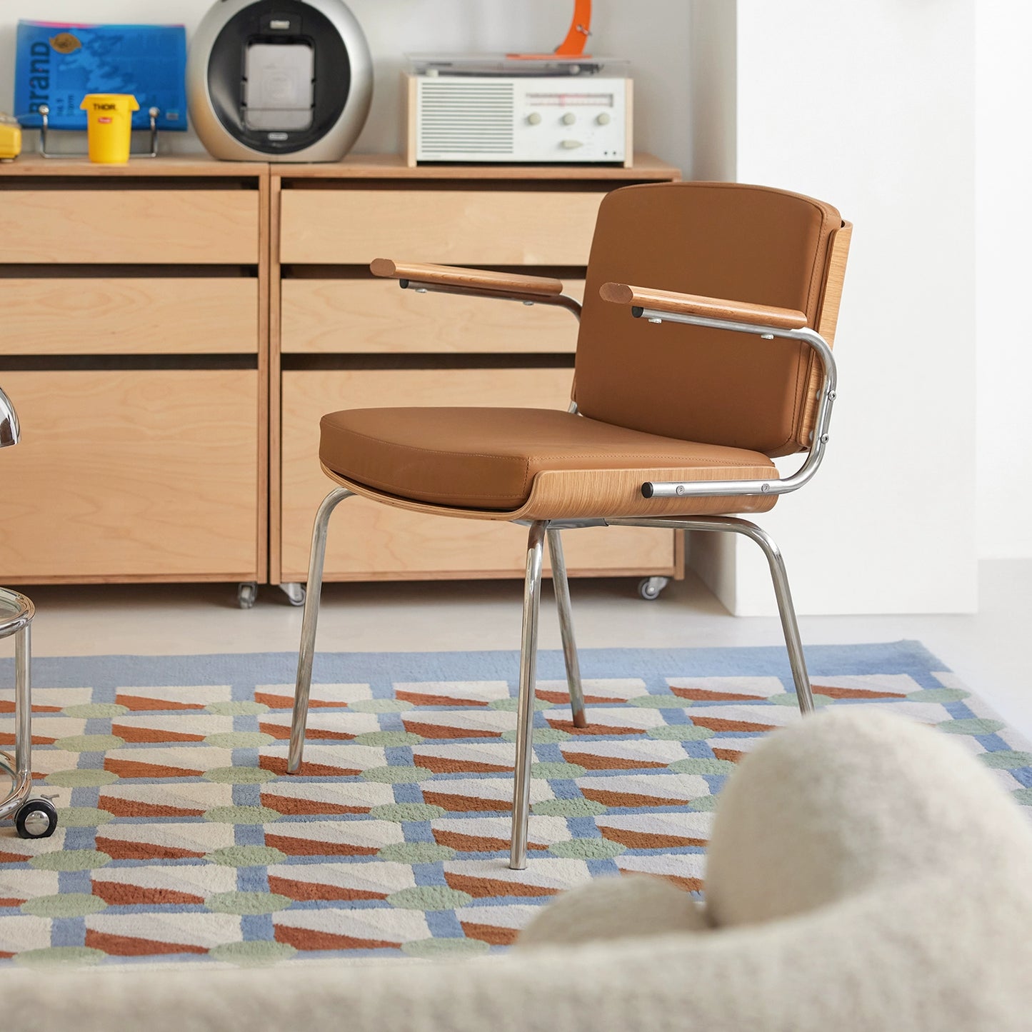 Nordic Retro Esszimmerstuhl Licht Luxus Premium Einzel Freizeitstuhl Internet Celebrity Armlehne Stuhl Rückenlehne Home 