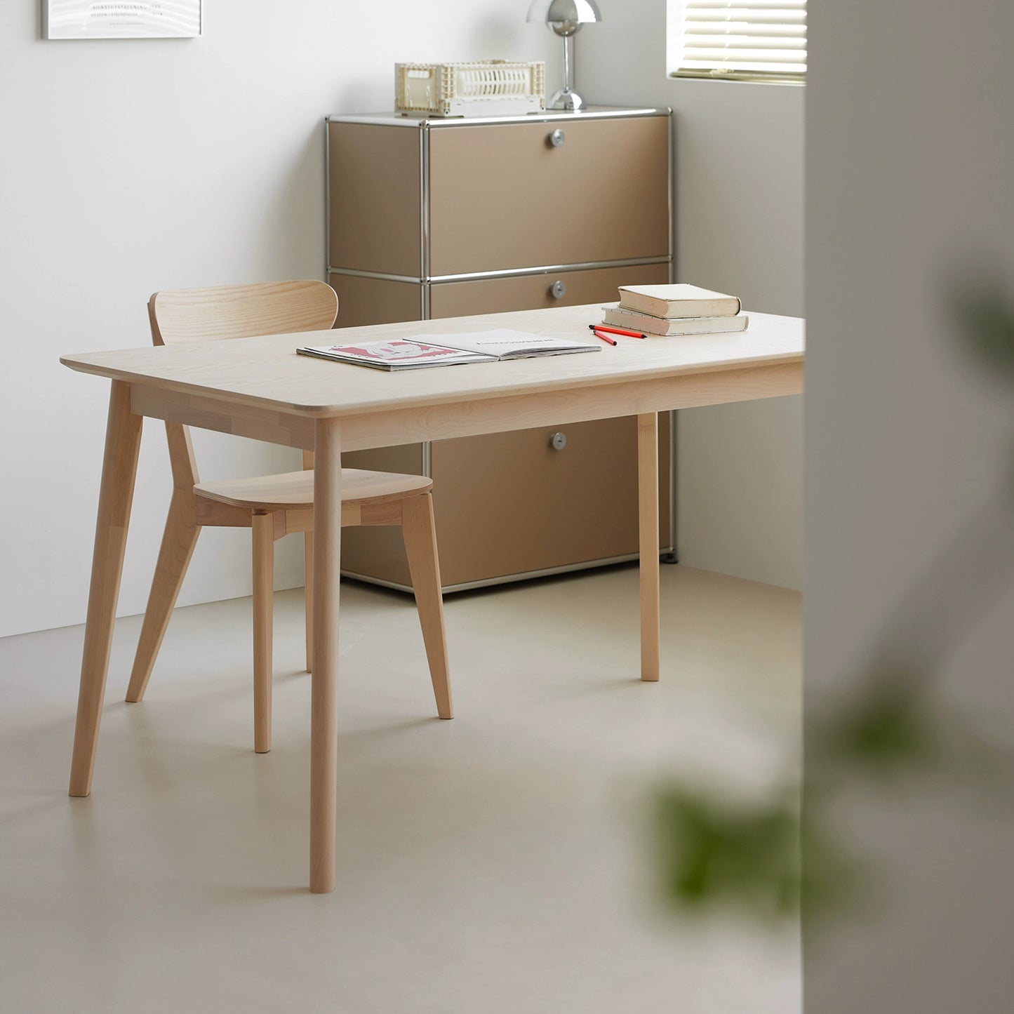 Esstisch aus reinem Massivholz, rechteckig, schlicht, antik, Esstisch, Schreibtisch im Wabi-Sabi-Stil für den Haushalt 