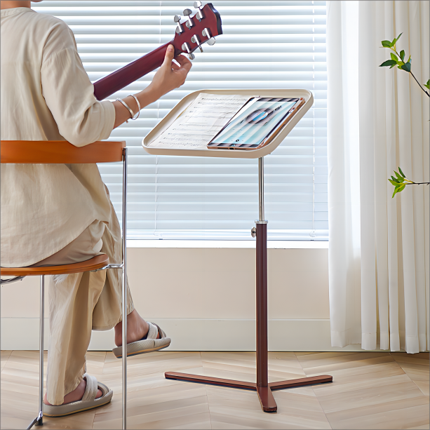 Anhebbarer kleiner Tisch, drehbar, mittelalterlich, nordisch, Sofakante, leichtes Luxus-Nachttischgestell der Spitzenklasse 