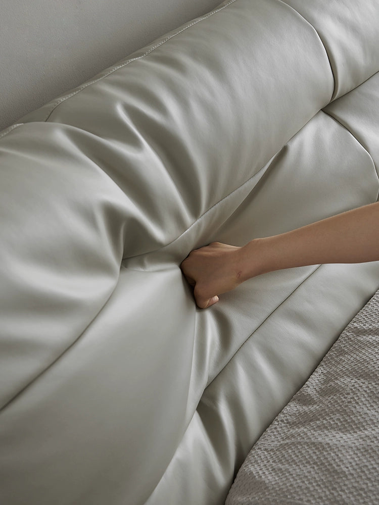 Suspended Bed Italian Minimalist Leather Bed Modern Light Luxury Master Bedroom Internet Celebrity Cream Puff Fairy Bed Double Suspended Bed