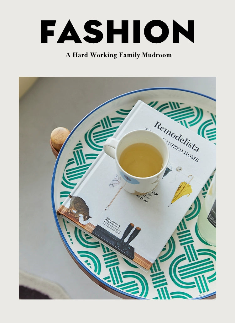 Mittelalterlicher Couchtisch, klappbar, Schweinchennasenkante, Sattelleder, Massivholz, kleiner Teetisch, Farbe Porzellan, abnehmbares Tablett 